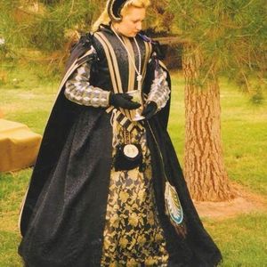 Meet your Posher, Marti